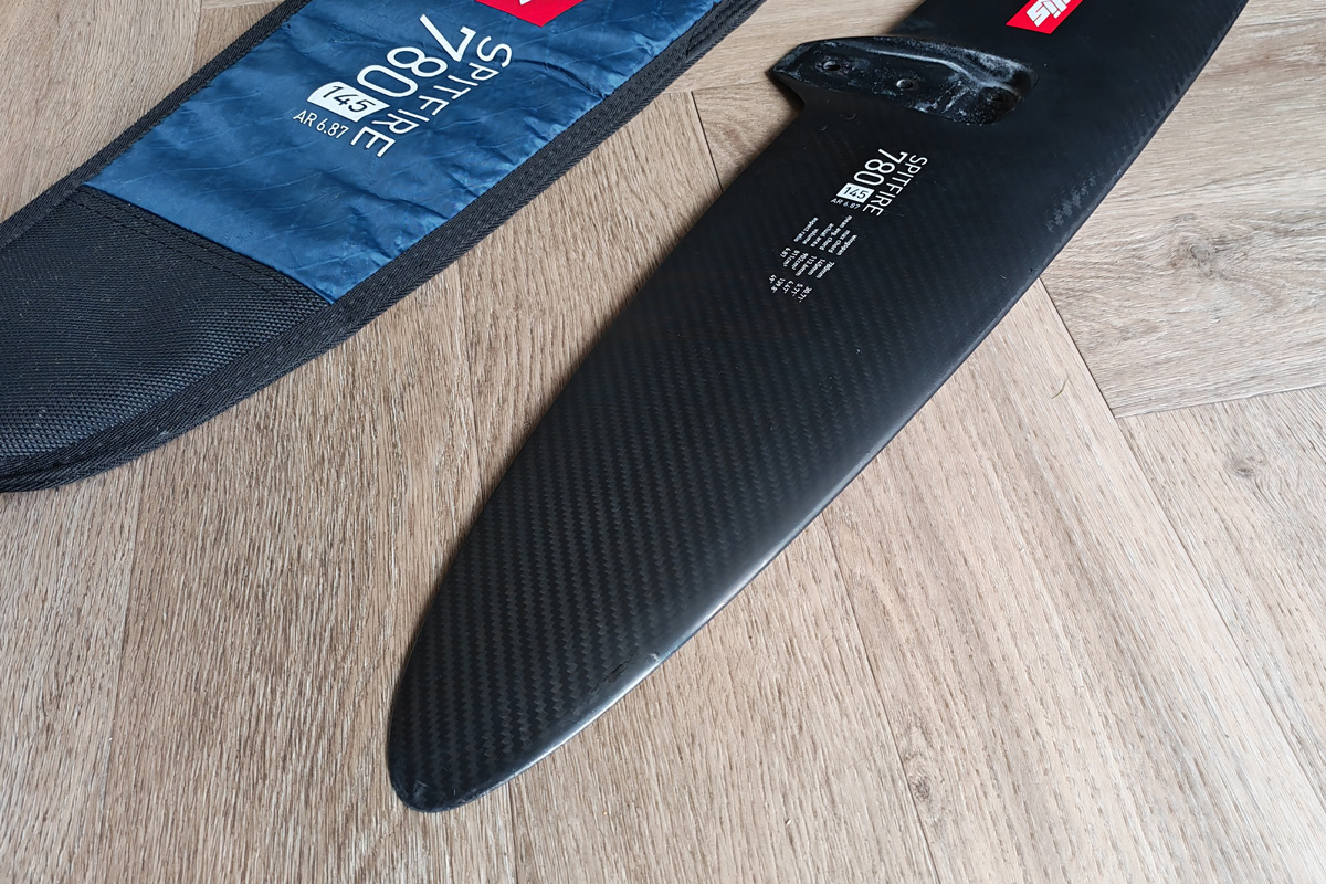 Demo: AXIS FOILS SPITFIRE 780 - Image 2